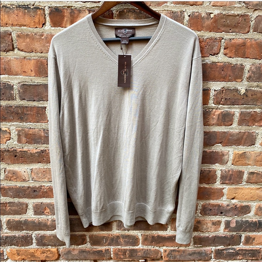 Black Brown 1826 Merino Wool V Neck Sweater